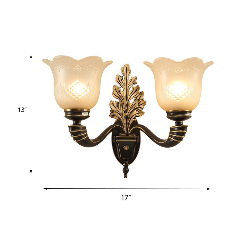 Skørter | 1/2-Light Wall Lamp Vintage Blossom carved glass wall lamp with curved arm in black for the living room
