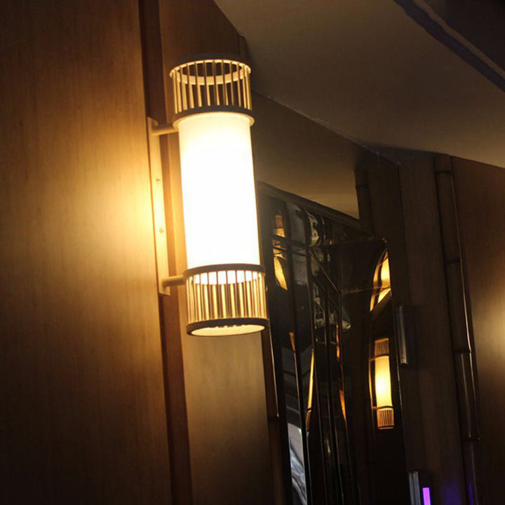 Skørter | Cylindrical Wall Mount Light Modern Bamboo Single Wood Wall Light Fixture for Hallway