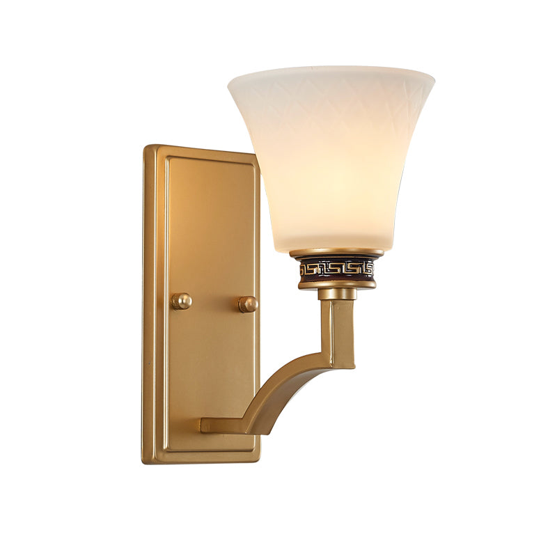 Skørter | Vintage Flared Wall Lamp 1 Light White Glass Wall Lamp Lighting with Rectangular Back Plate in Gold for Entrance