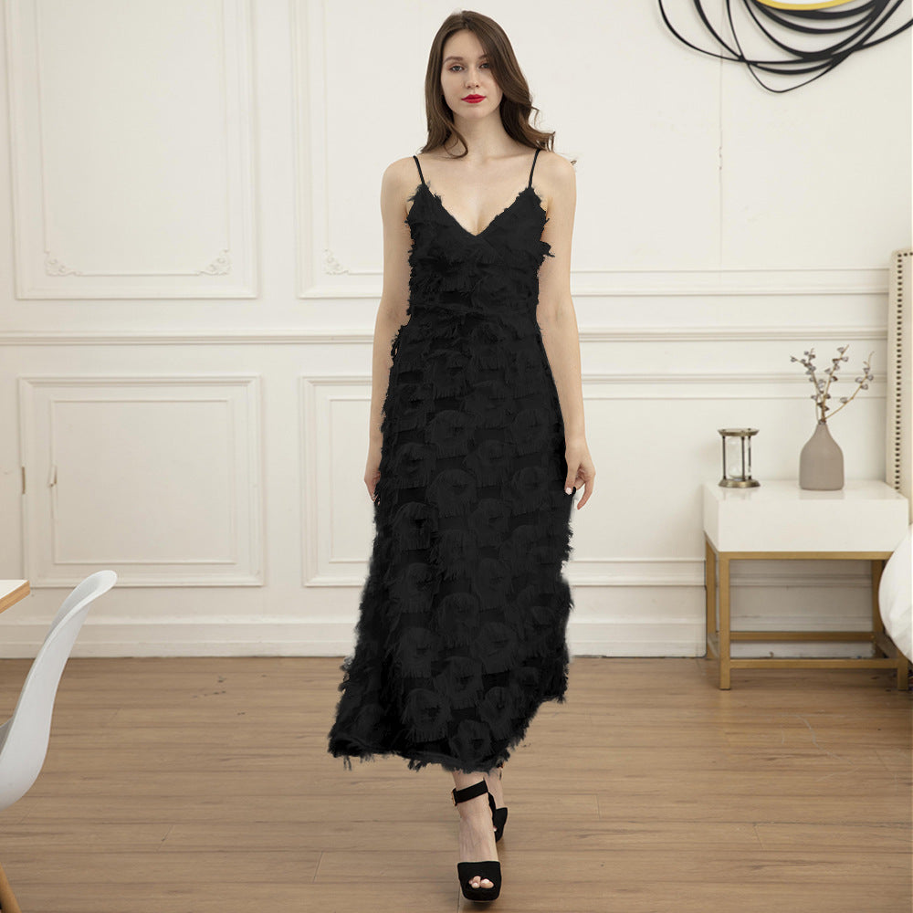 Ladies maxi dress with trendy fringes and seductive V-neck Lisslune