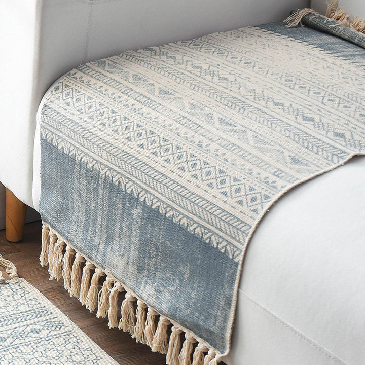 Lisslune | Western Bedroom Rug Multicolored Geometric Print Rug Polyester Handwoven Pet-Friendly Area Rug with Fringes