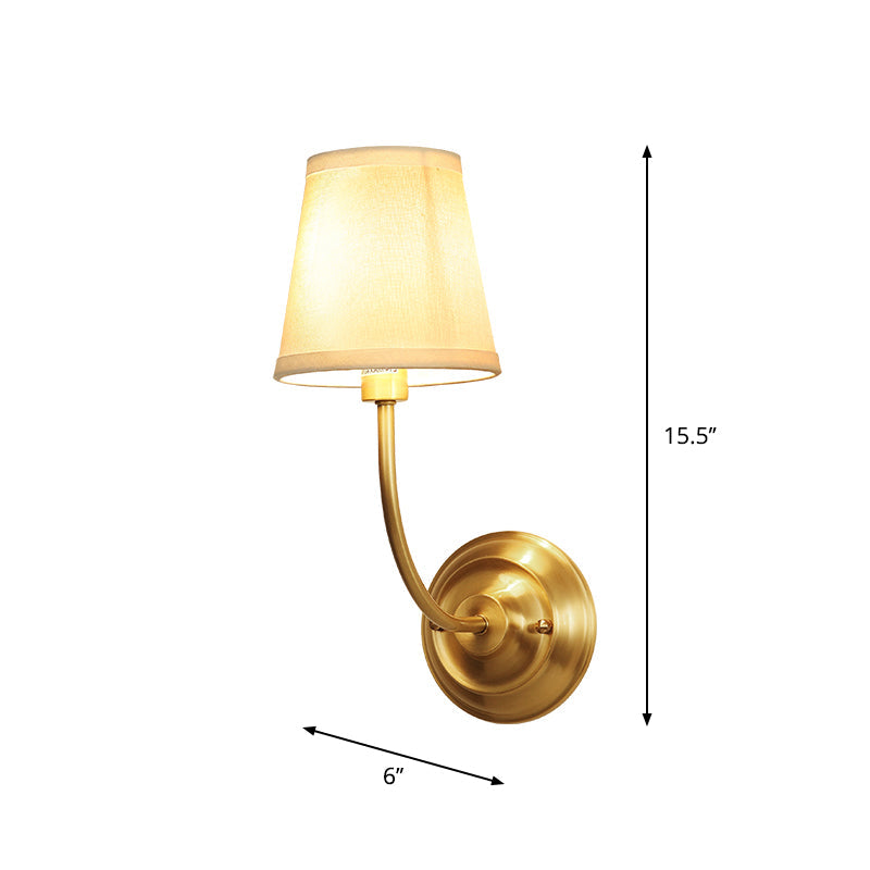 Skørter | Single Bulb Wall Light Classic Cone Fabric Wall Lamp in Brass for Hallway