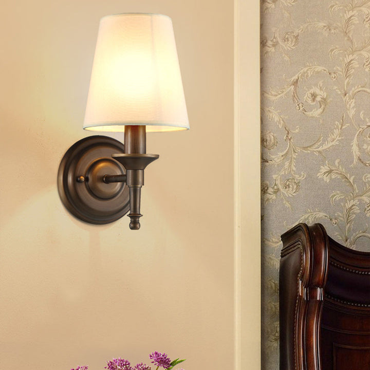 Skørter | Single Wall Mount Light Minimalism Conical Drum Fabric Wall Lighting for Hallway