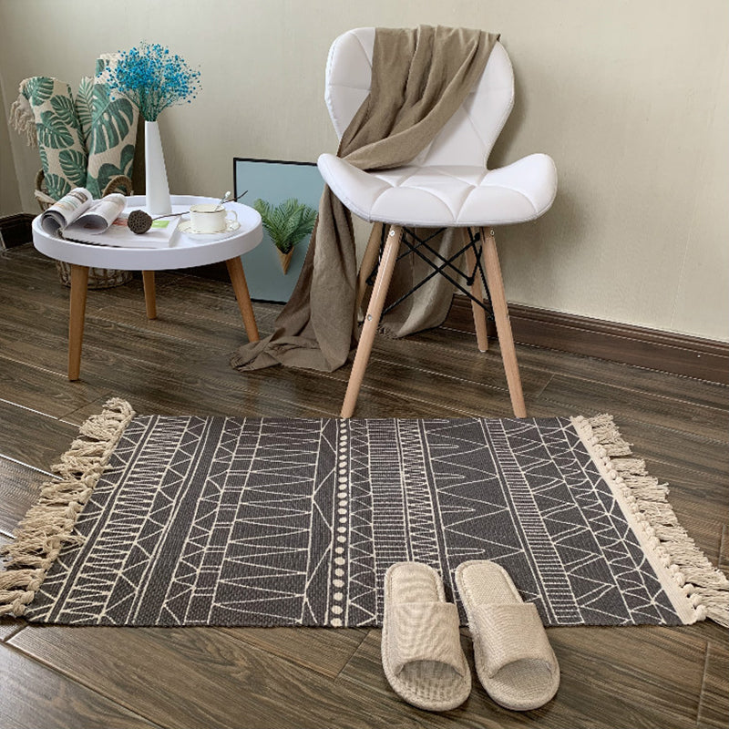 Lisslune | Casual Multicolored Western Rug Cotton Blend Geometric Light Rug Machine Washable Woven Rug with Fringes for Living Room
