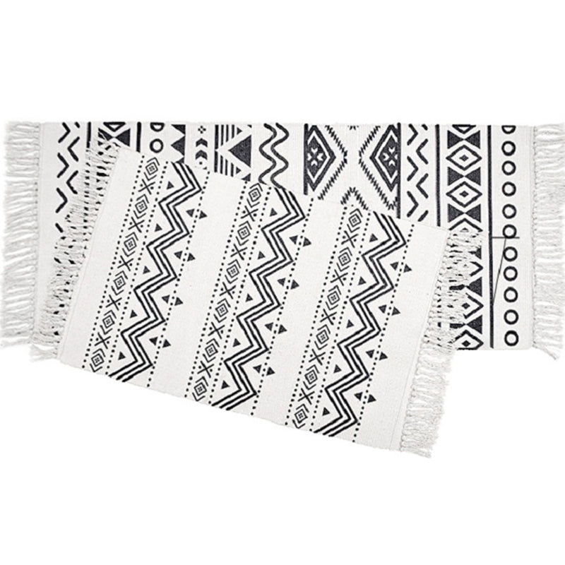 Lisslune | Casual Multicolored Western Rug Cotton Blend Geometric Light Rug Machine Washable Woven Rug with Fringes for Living Room