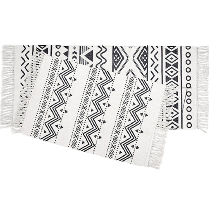 Lisslune | Casual Multicolored Western Rug Cotton Blend Geometric Light Rug Machine Washable Woven Rug with Fringes for Living Room