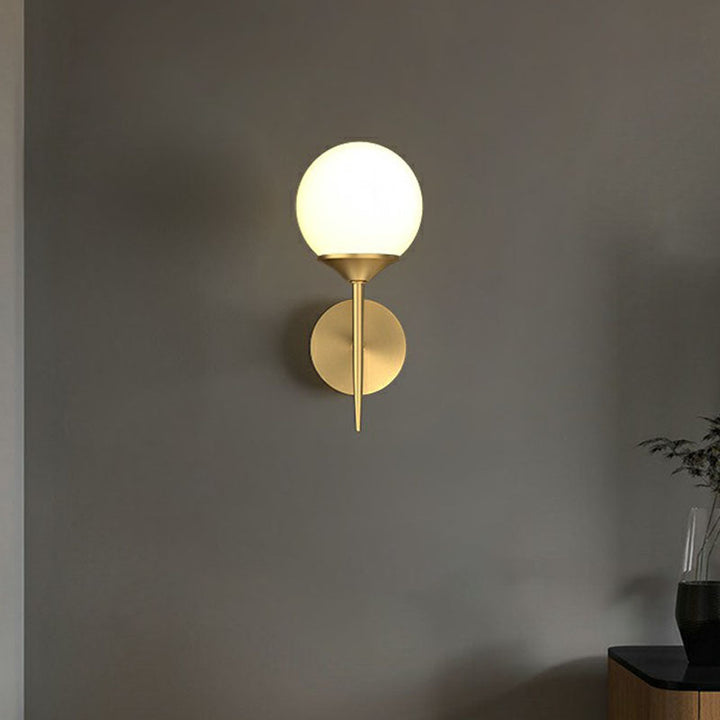 Skørter | Minimalistic Ball LED Wall Light Fixture Cream Glass Dining Room Wall Light in Gold