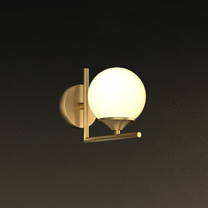Skørter | Minimalistic Ball LED Wall Light Fixture Cream Glass Dining Room Wall Light in Gold