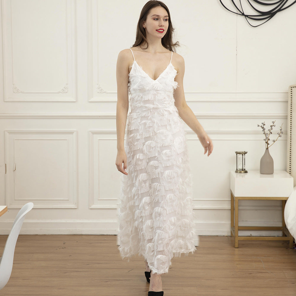 Ladies maxi dress with trendy fringes and seductive V-neck Lisslune