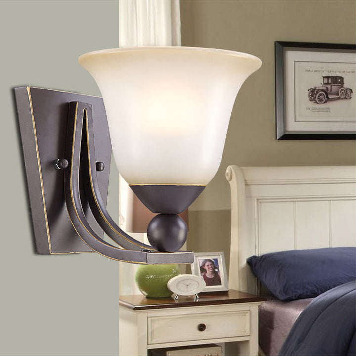 Skørter | Single Pear Wall Lamp Traditional Tapered Acid Glass Shade Sconces Light in Black for Bedroom