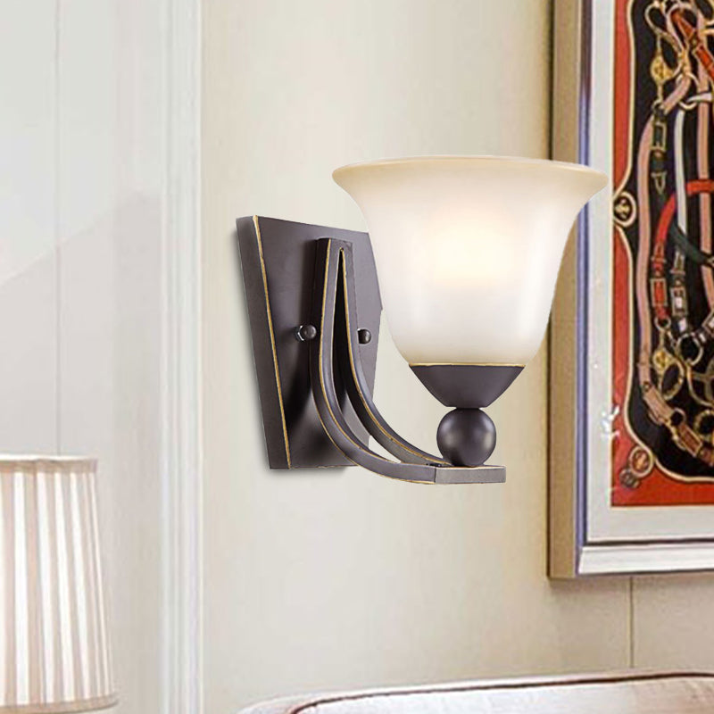 Skørter | Single Pear Wall Lamp Traditional Tapered Acid Glass Shade Sconces Light in Black for Bedroom