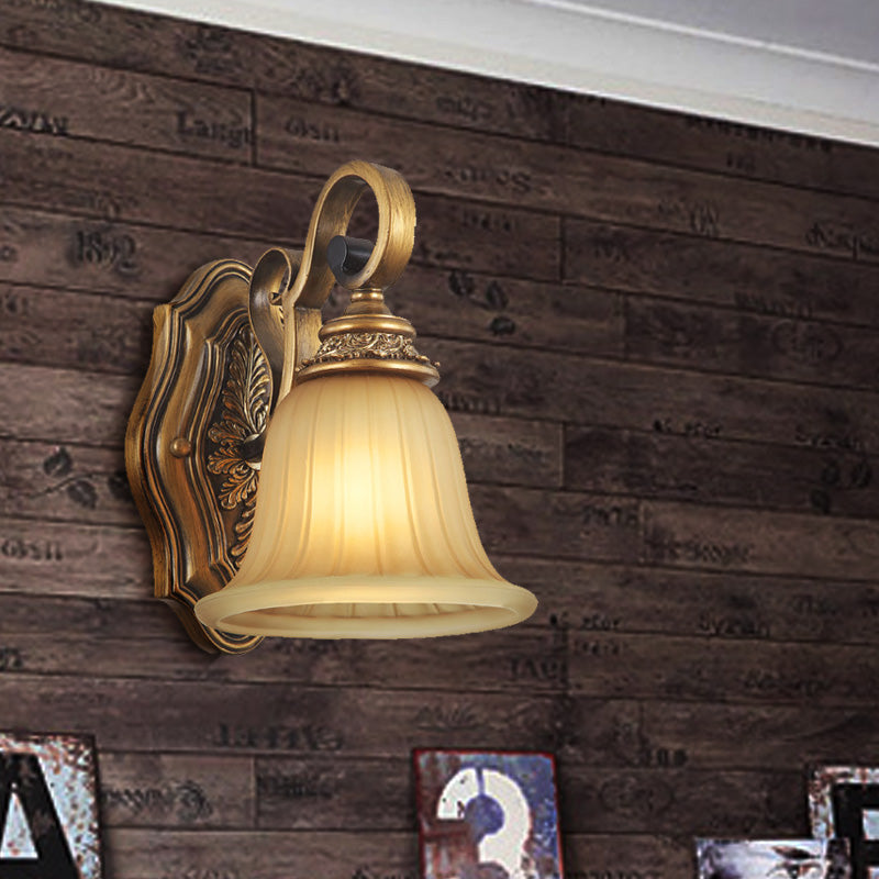 Skørter | Prismatic Glass Gold Wall Lamp Clock Shade 1-Light Traditional Wall Lamp For Foyer