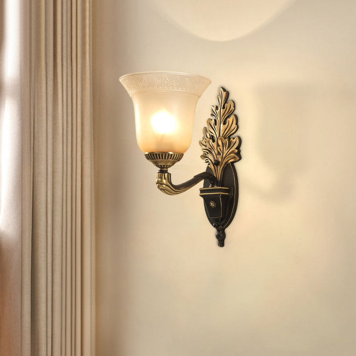 Skørter | Bell Bedroom Wall Light Rustic Frosted Glass 1/2-Light Black-Gold Wall Lamp with Carved Arm