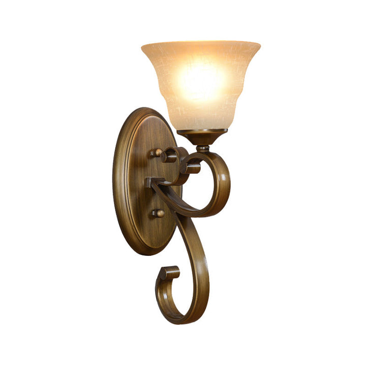 Skørter | Fluted Frosted Glass Wall Lamp Traditional 1 Light Bedroom Wall Lamp in Gold