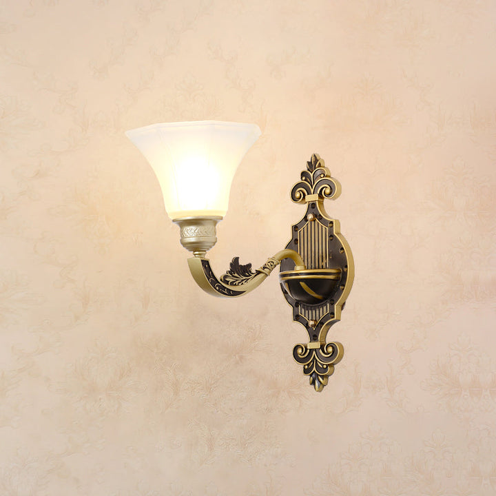 Skørter | Wall Lighting Wall Lamp Classic Engraved Arm Metal Wall Mount Light with White Glass Shade