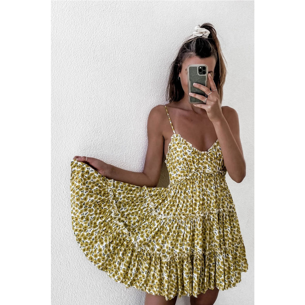 Women's Summer Ruffled Dress with Adjustable Straps and Flowing Cut