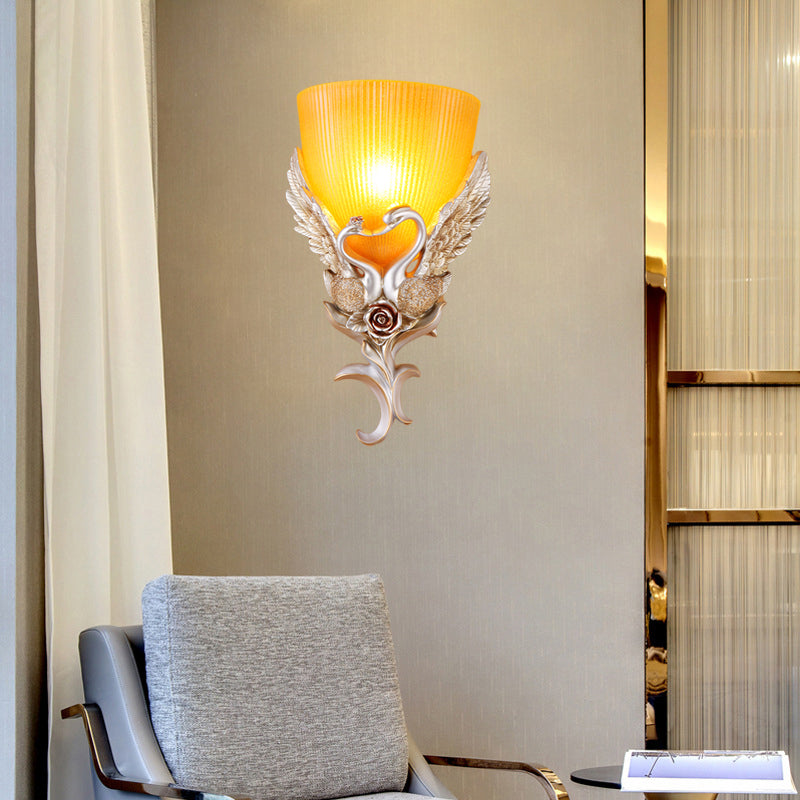 Skørter | Ribbed Glass Wall Lamp Minimalist 1 Light Corridor Sconces Light Fixture with Gold/Silver/White-Silver Swan Decoration