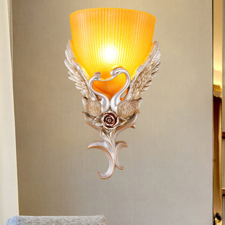 Skørter | Ribbed Glass Wall Lamp Minimalist 1 Light Corridor Sconces Light Fixture with Gold/Silver/White-Silver Swan Decoration