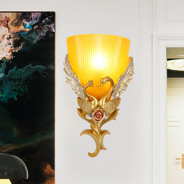 Skørter | Ribbed Glass Wall Lamp Minimalist 1 Light Corridor Sconces Light Fixture with Gold/Silver/White-Silver Swan Decoration