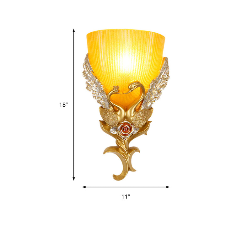 Skørter | Ribbed Glass Wall Lamp Minimalist 1 Light Corridor Sconces Light Fixture with Gold/Silver/White-Silver Swan Decoration
