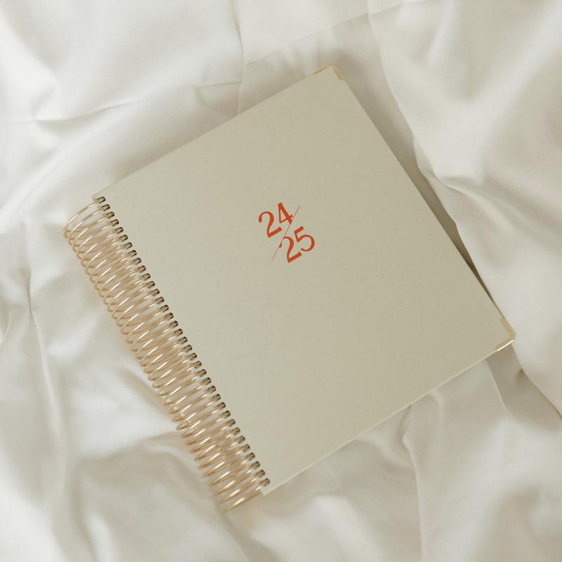 Lisslune | Daily Planner 24-25 – PlanEase