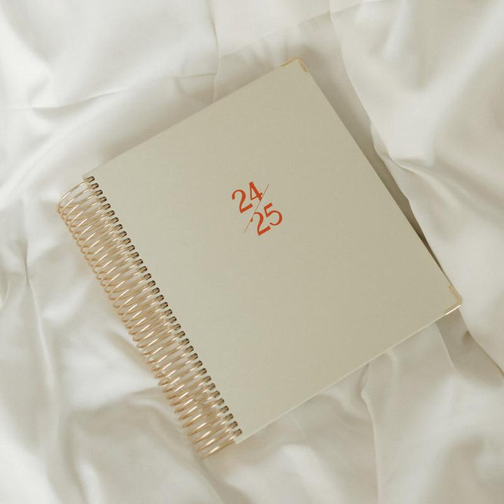 Lisslune | Daily Planner 24-25 – PlanEase