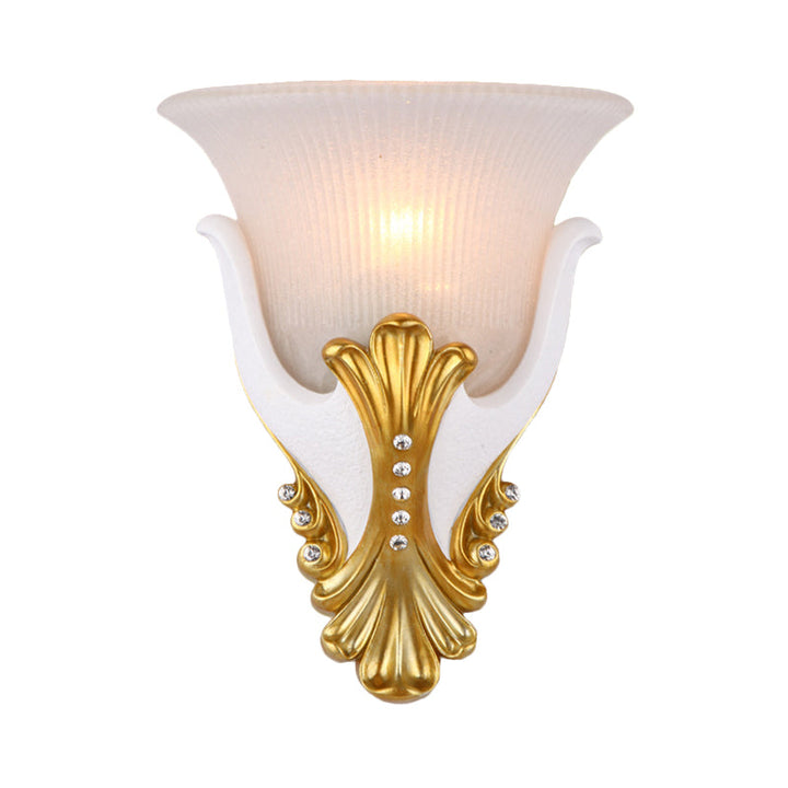Skørter | 1 Light Ribbed Glass Wall Lamp Vintage White/Yellow Bell-Shaped Nightstand Lamp, 9.5"/13" Wide