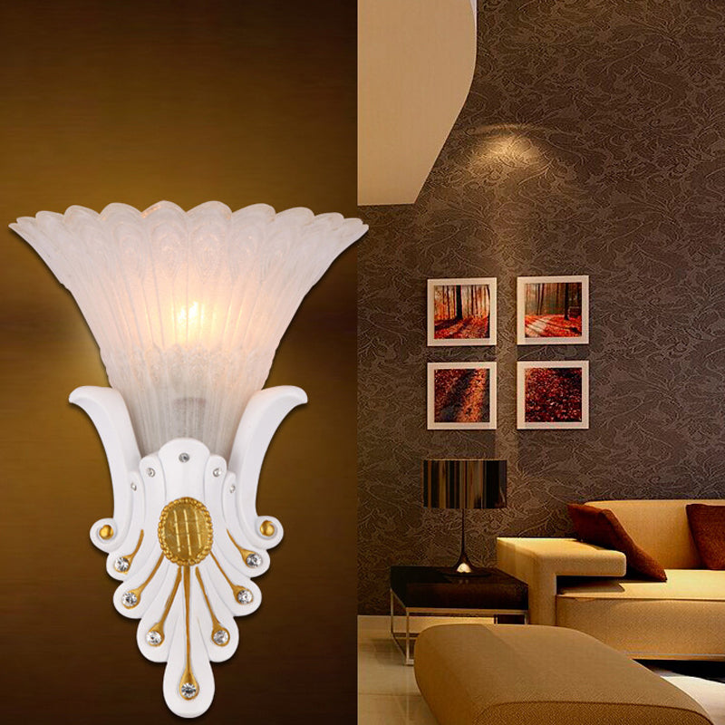 Skørter | Flower Nightstand Wall Light Traditional White/Yellow Glass 1 Light Wall Sconce with Diamond Accent
