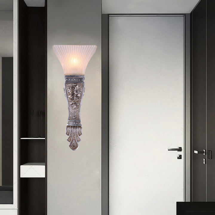 Skørter | Ribbed Glass Tapered Wall Mounted Light Rustic Hallway Wall Lamp with Silver Base