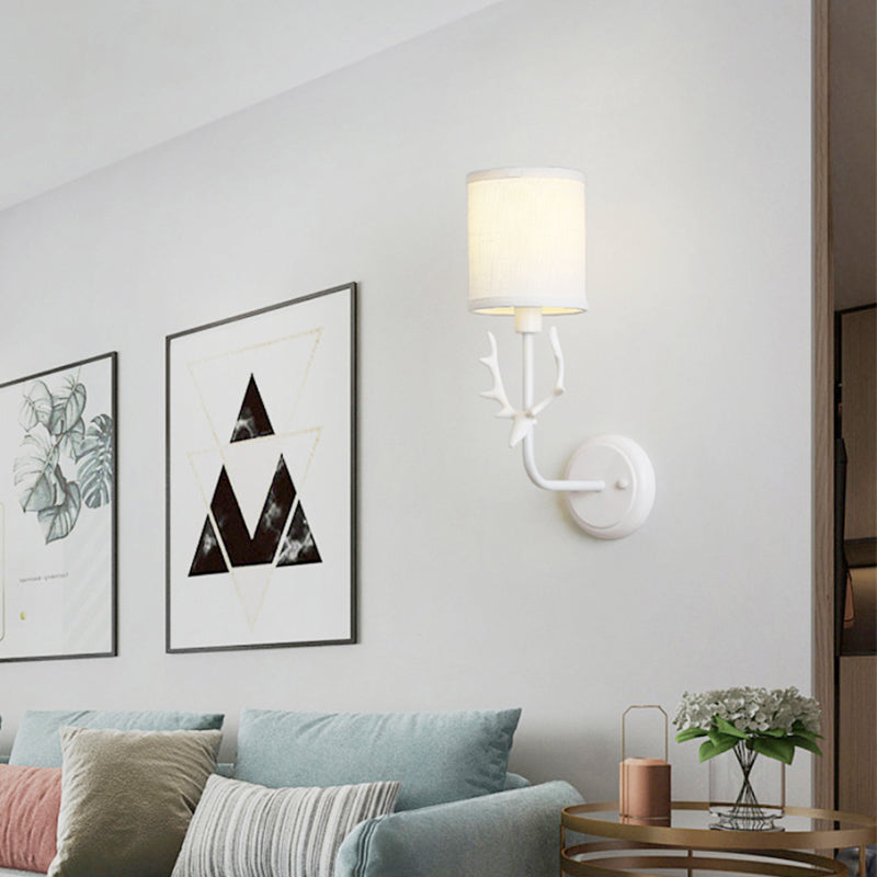 Skørter | Rustic Cylinder Wall Lamp 1 Lamp Resin and Fabric Wall Mounted Light in Black/White with Deer Antler Decoration