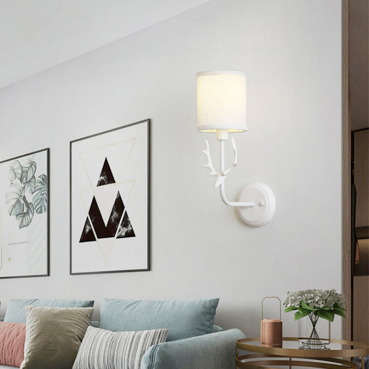 Skørter | Rustic Cylinder Wall Lamp 1 Lamp Resin and Fabric Wall Mounted Light in Black/White with Deer Antler Decoration