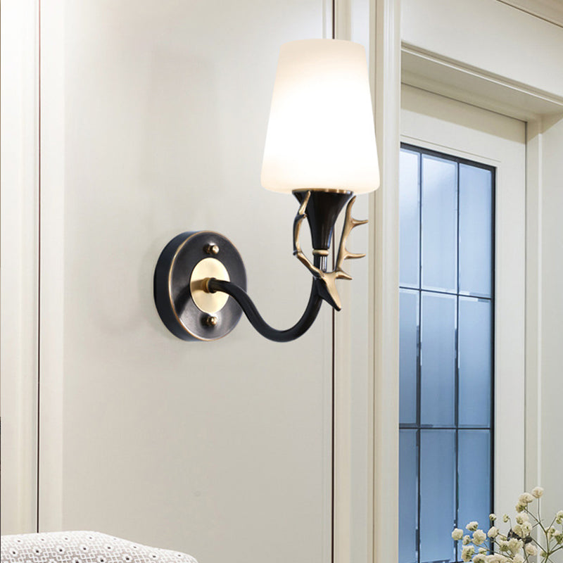 Skørter | Black/Gold 1/2 Light Wall Lamp Rustic Metal Curved Arm Wall Lighting for Bedroom with Conical Matte Glass Shade