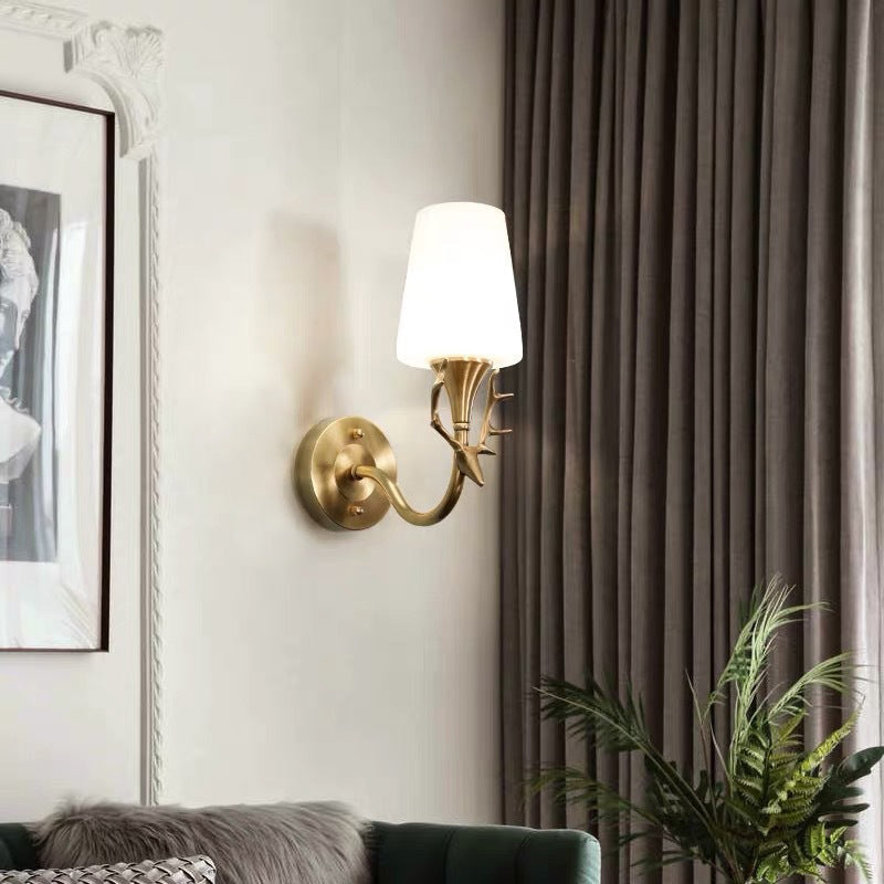 Skørter | Black/Gold 1/2 Light Wall Lamp Rustic Metal Curved Arm Wall Lighting for Bedroom with Conical Matte Glass Shade