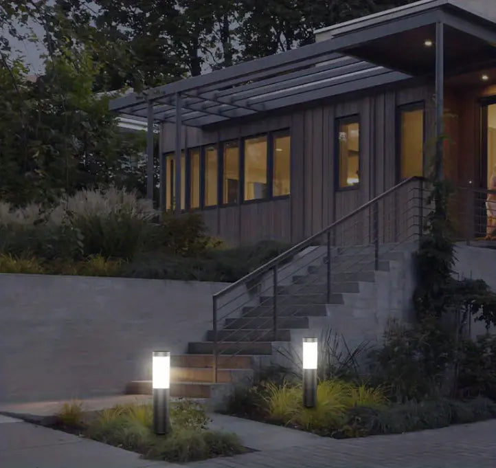 Lisslune | Solar Outdoor Light | Waterproof, Energy-Efficient & Easy to Install for Garden and Pathway Illumination