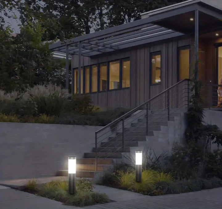 Lisslune | Solar Outdoor Light | Waterproof, Energy-Efficient & Easy to Install for Garden and Pathway Illumination