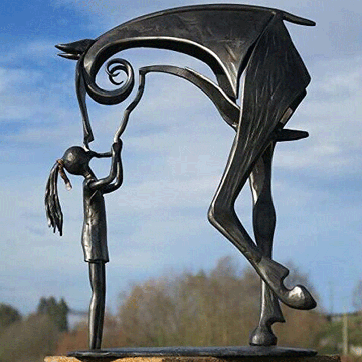 Lisslune | Modern Metal Horse Statue