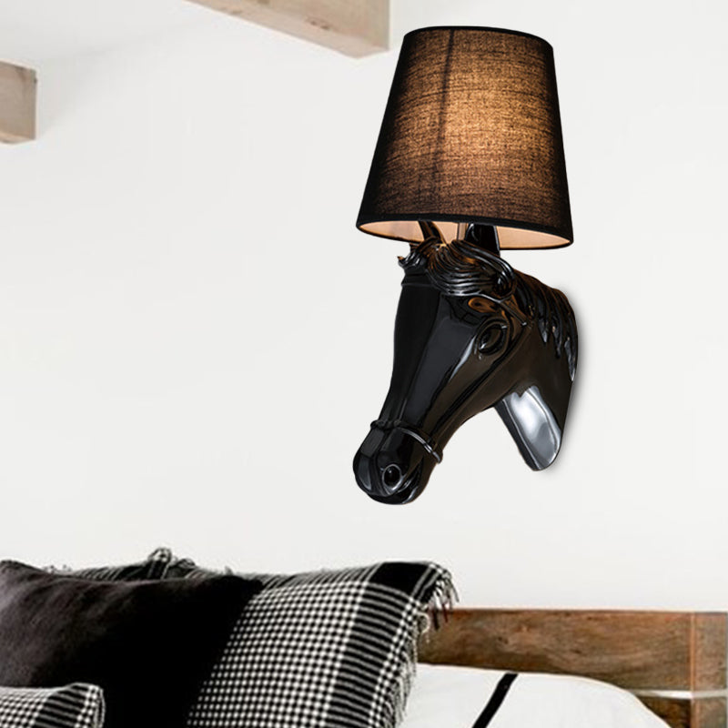 Skørter | Metal Horse Head Wall Lamp Lighting Traditional 1 Light Bedroom Wall Mounted Lamp in Black/White with Fabric Shade, 8.5"/12" B