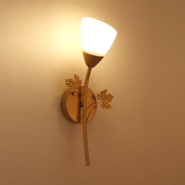 Skørter | Frosted Glass Bowl Sconce Contemporary 1/2-Light Hallway Wall Mounted Light with Leaf-Shaped Decoration in Black/Gold