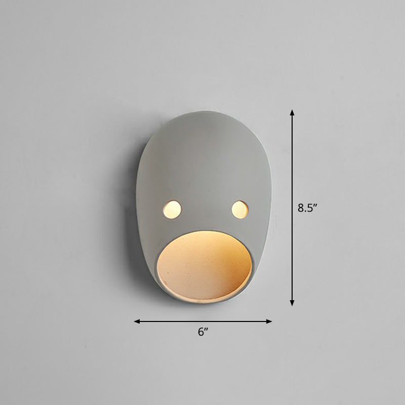 Skørter | Decorative Funny Facial Expression Wall Lamp Resin Bedroom LED Wall-Mounted Lighting in Gray