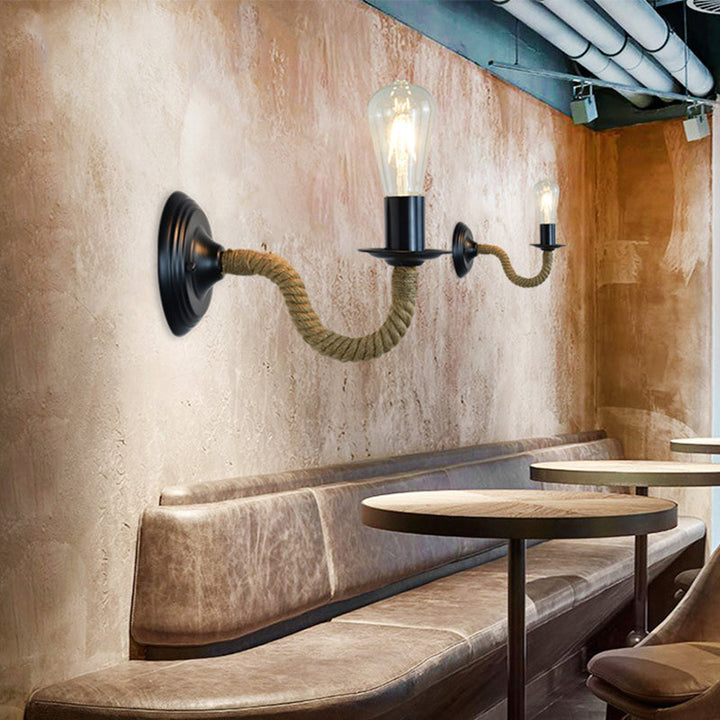 Skørter | Traditional Simple Pear Wall Lamp 1-Light Metal Wall Light with Rope Wrapped Arm in Black