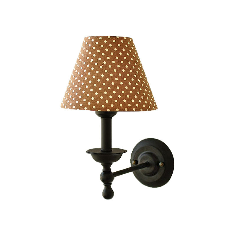 Skørter | Modern Tapse Wall Light 1-Light Metal Wall Mounted Lamp with Dot Fabric Shade in Coffee/Blue