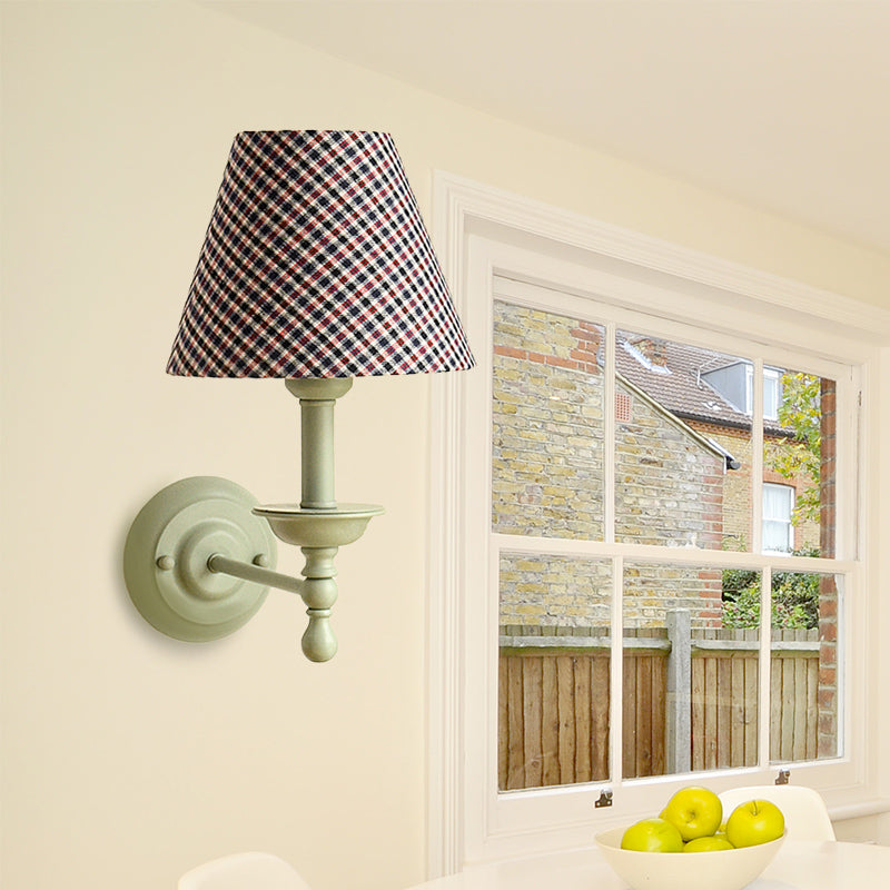 Skørter | 1 Bulb Cone Wall Lamp Vintage Style Red/Yellow/Blue Fabric Shade Wall Lighting for Dining Room
