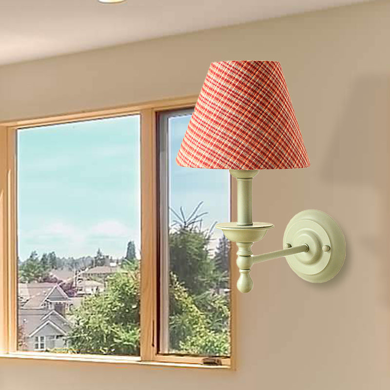 Skørter | 1 Bulb Cone Wall Lamp Vintage Style Red/Yellow/Blue Fabric Shade Wall Lighting for Dining Room