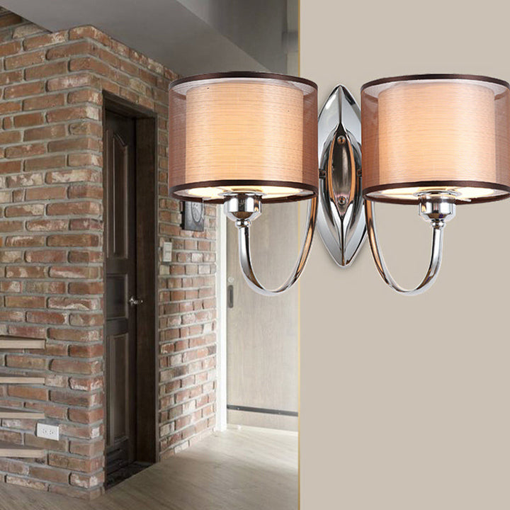 Skørter | Cylindrical Fabric Shade Wall Light Modern 1/2-Light Corridor Wall Light Light Installation in Chrome