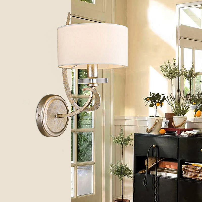 Skørter | White Drum Wall Light traditional metal 1-light bedroom wall lamp with fabric shade