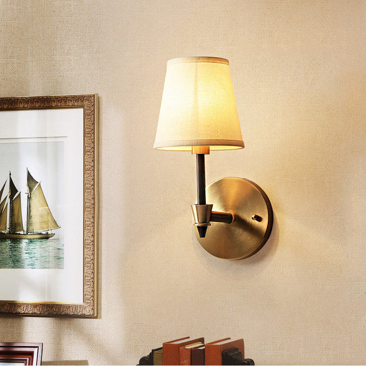 Skørter | Single light reading wall lamp Traditional cone fabric wall lamp in white for studying