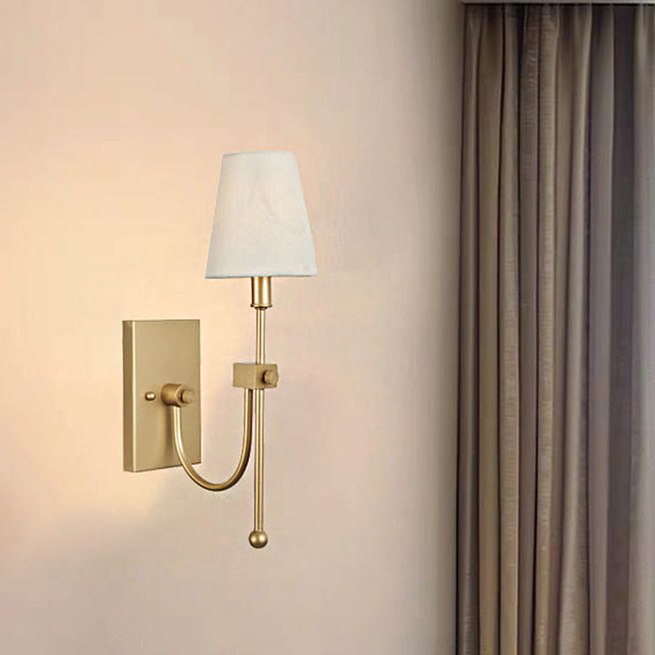 Skørter | Modern Cone-Shaped Wall Lamp Single Shade White Fabric Shade Wall Lamp in Gold for Bedroom