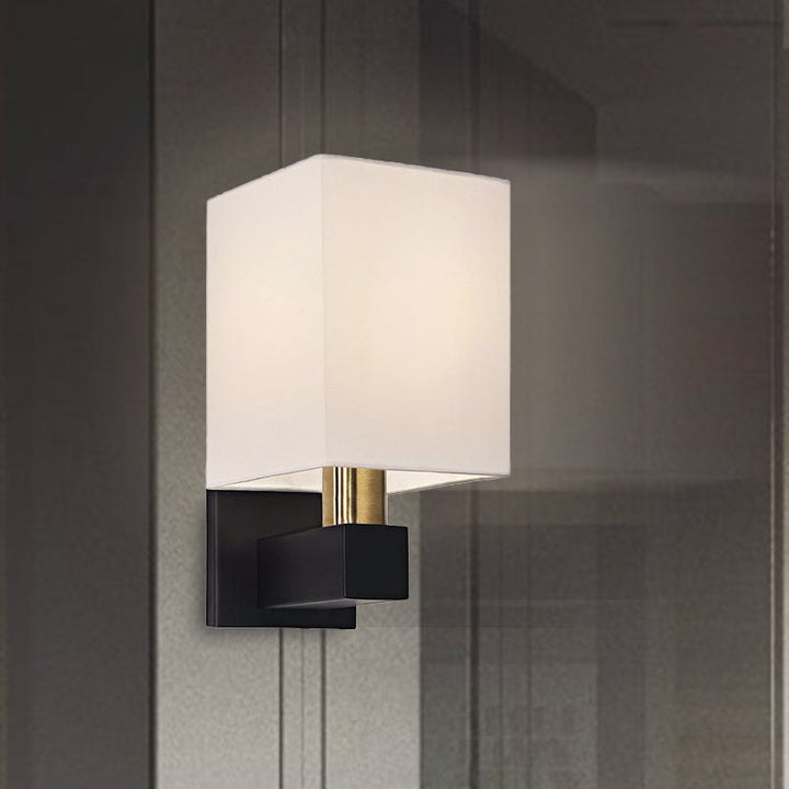 Skørter | Minimalist Rectangle Wall Light Single Bulb White Fabric Shade Wall Lamp Lighting with Clean Arm