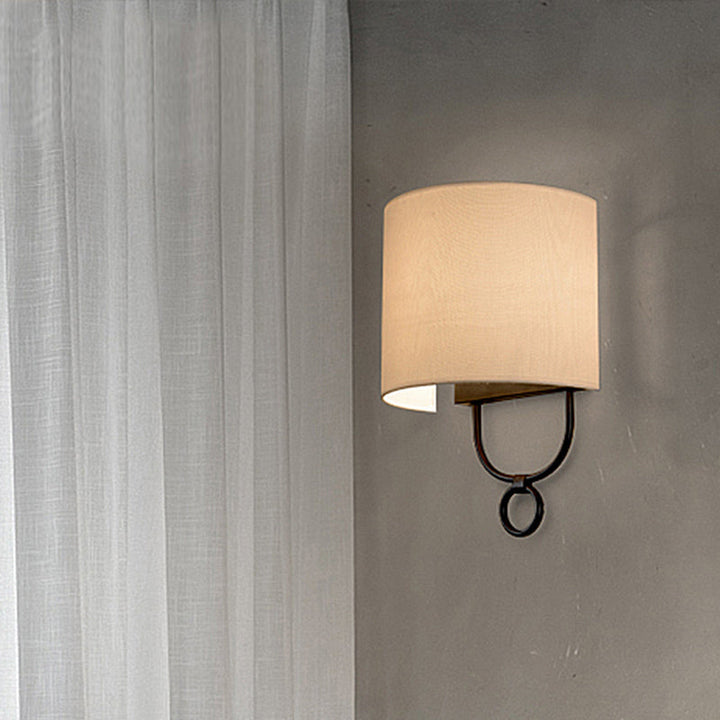 Skørter | Traditional Half Cylinder Wall Lamp 1 Head White Fabric Shade Wall Light for Bedroom