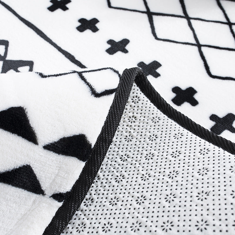 Lisslune | Black Living Room Rug Nordic Geometric Print Area Rug Polypropylene Non-Slip Pet Friendly Easy Care Rug